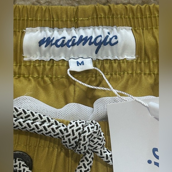 Maamgic Men’s Medium 5” Retro Floral Swim Trunks NWT - Picture 5 of 10